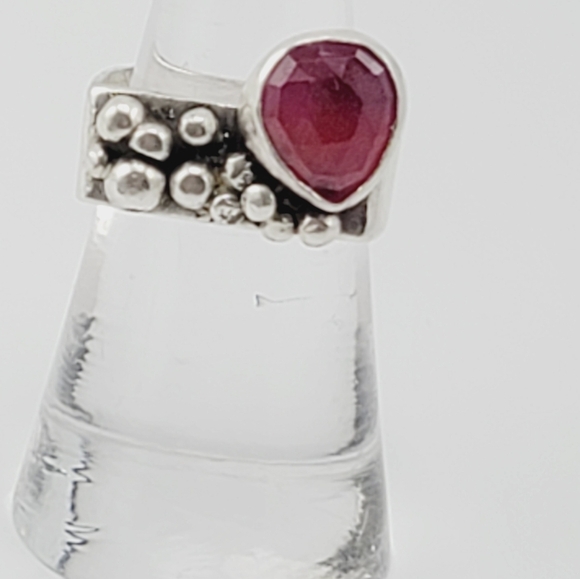 PINK SAPPHIRE HANDMADE RING STERLING SILVER SIZE 7 - Picture 4 of 12